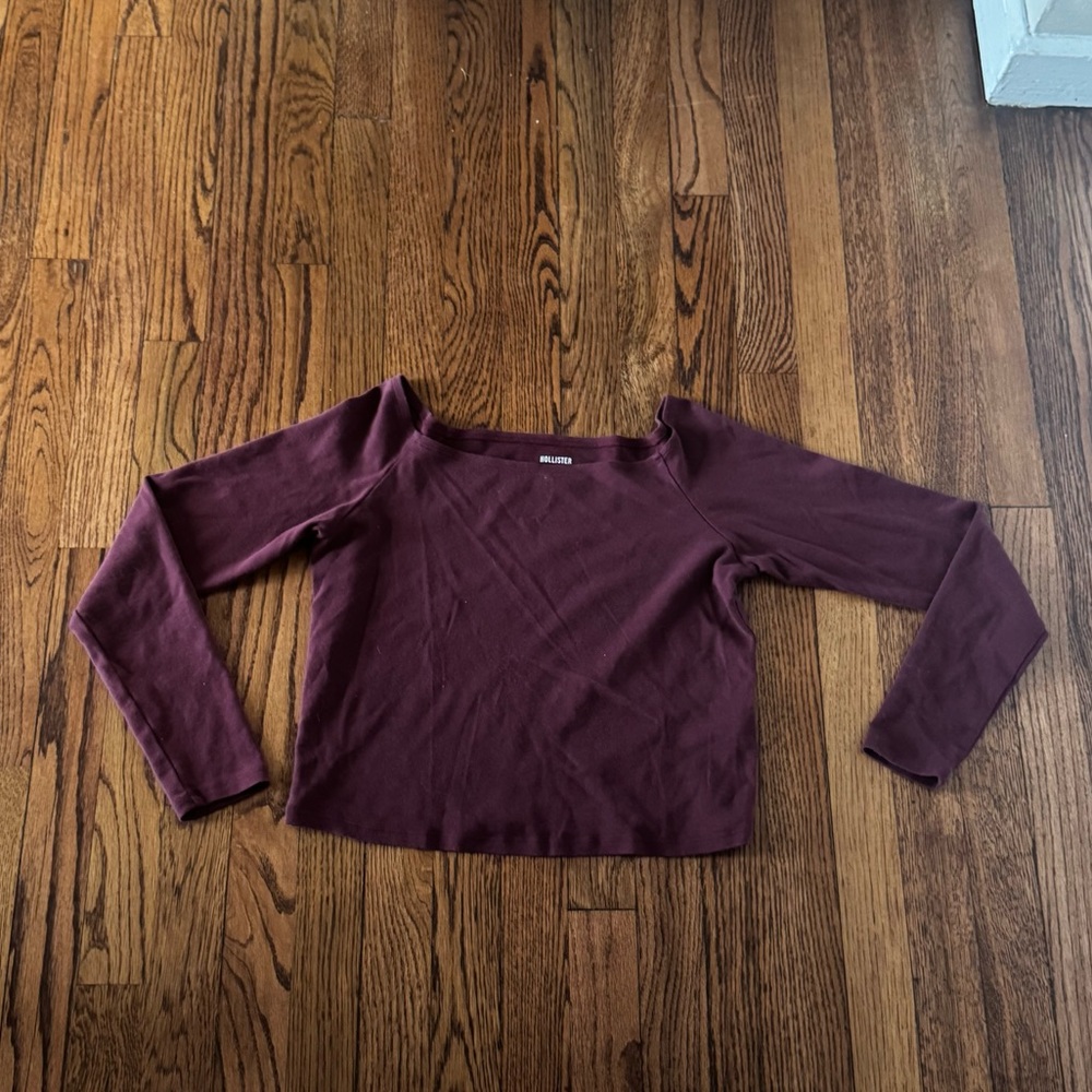 Hollister Off the Shoulder Long Sleeve